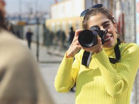 Fotoğrafçı nedir? Ne iş yapar? Görevleri nelerdir?